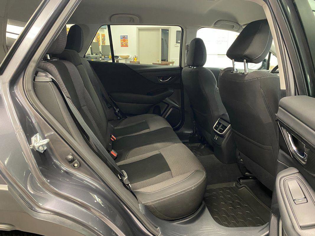 Used 2025 Subaru Outback Premium w/ Popular Package #1A image 14