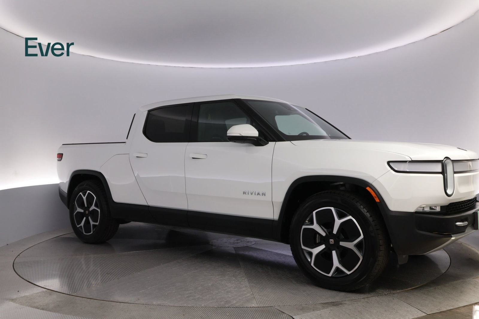 Used 2023 Rivian R1T Adventure Dual AWD/4WD image 14