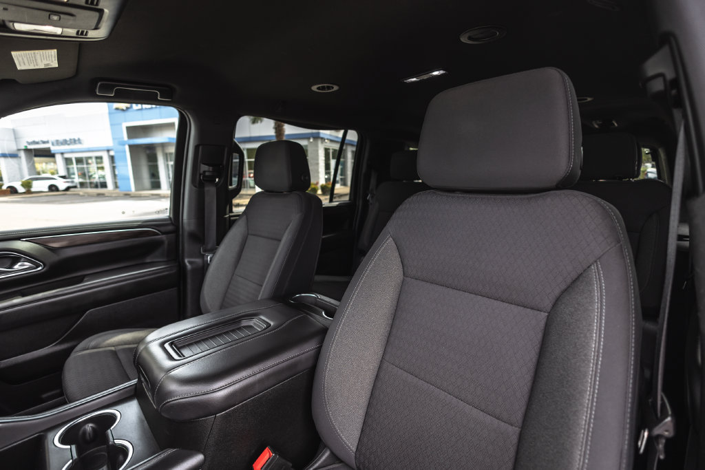 Used 2022 Chevrolet Suburban LS AWD/4WD image 25