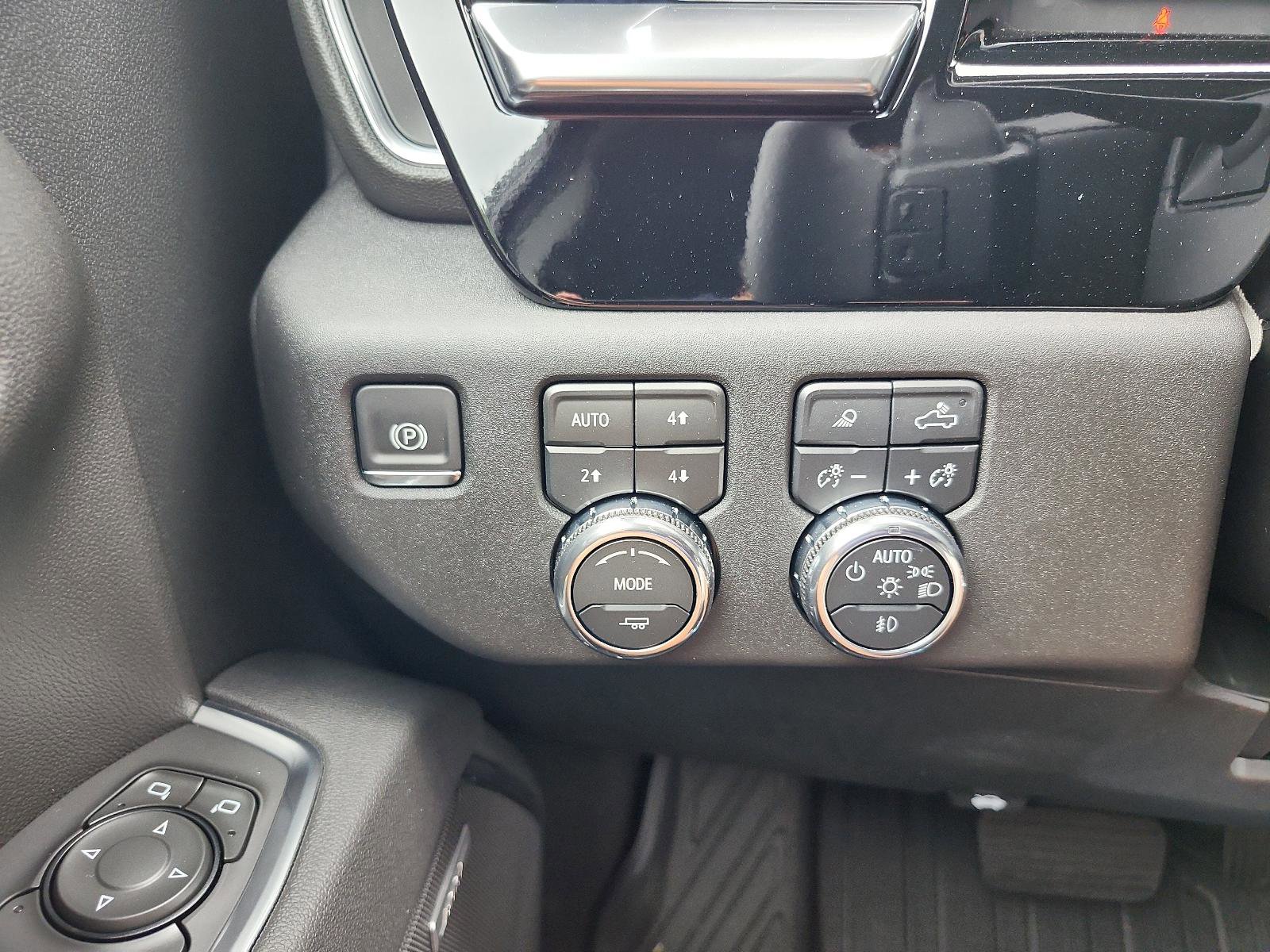 New 2026 GMC Sierra 1500 Elevation image 19