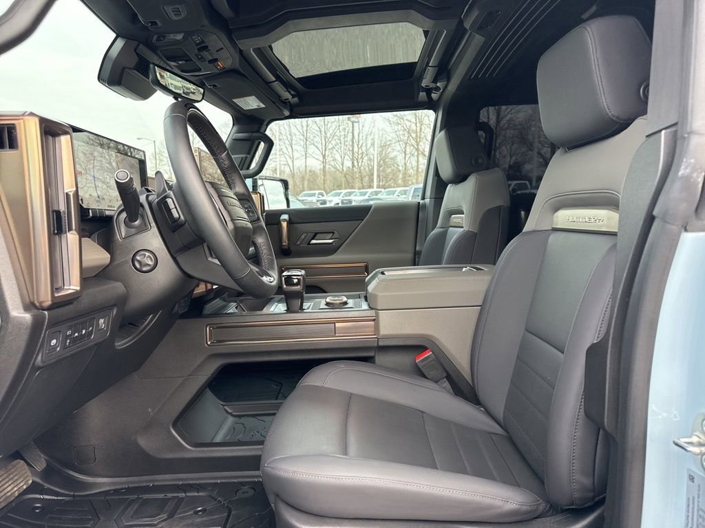 Used 2025 GMC Hummer EV 2X image 9