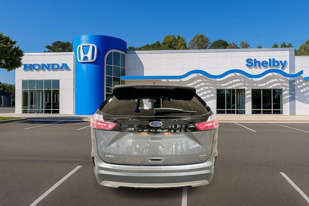 Used 2024 Ford Edge SEL AWD/4WD image 7