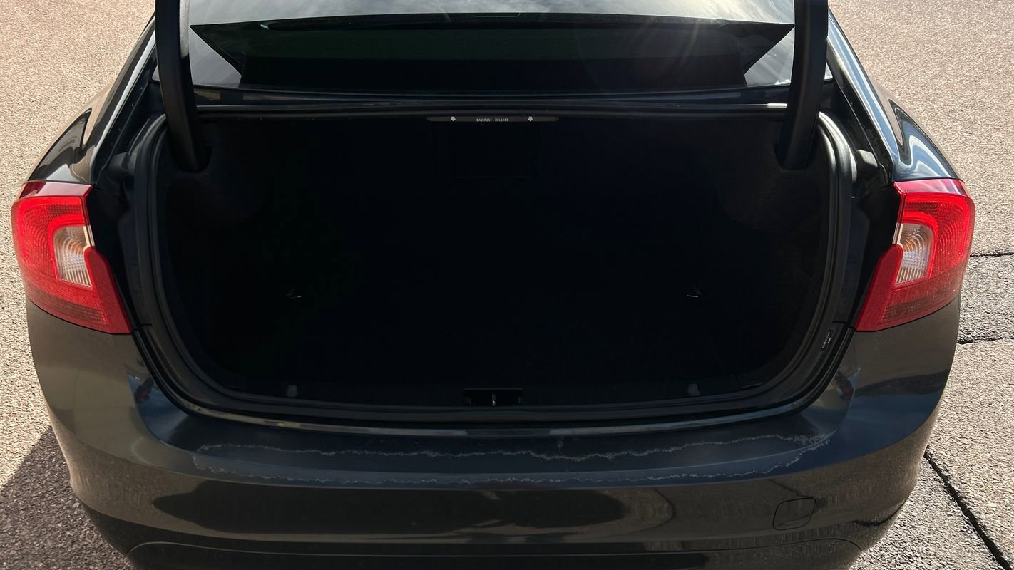 Used 2015 Volvo S60 T5 Premier image 13