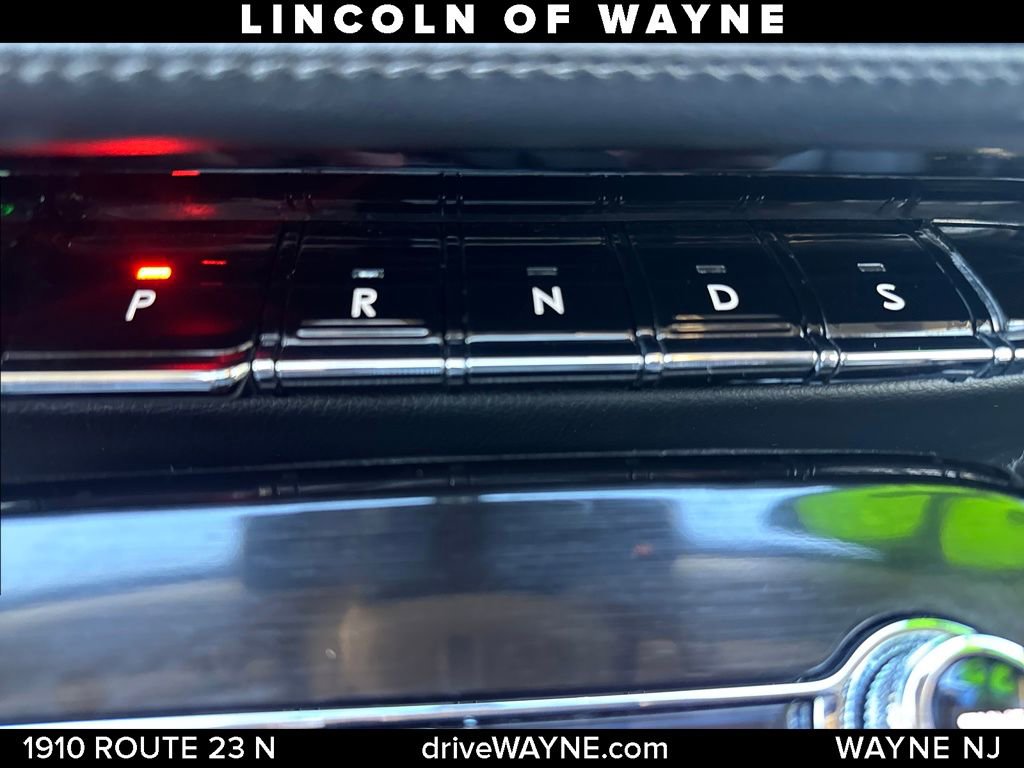 Certified 2022 Lincoln Nautilus Reserve image 21