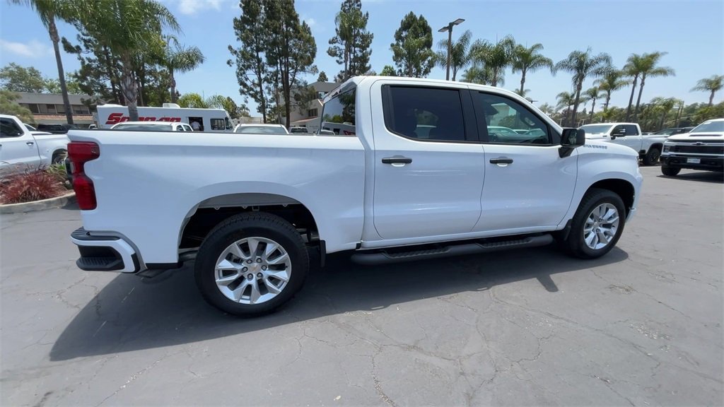 New 2025 Chevrolet Silverado 1500 Custom image 8