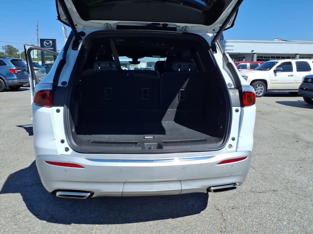 Used 2024 Buick Enclave Premium image 18