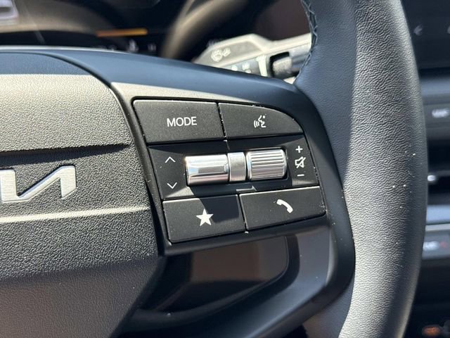 Used 2025 Kia K4 EX FWD image 23