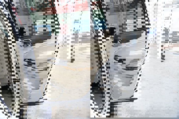 Used 2016 GMC Yukon Denali w/ Open Road Package image 27