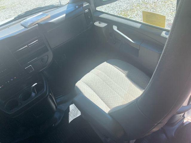 Used 2025 Chevrolet Express 2500 LT w/ LT Preferred Equipment Group RWD image 20
