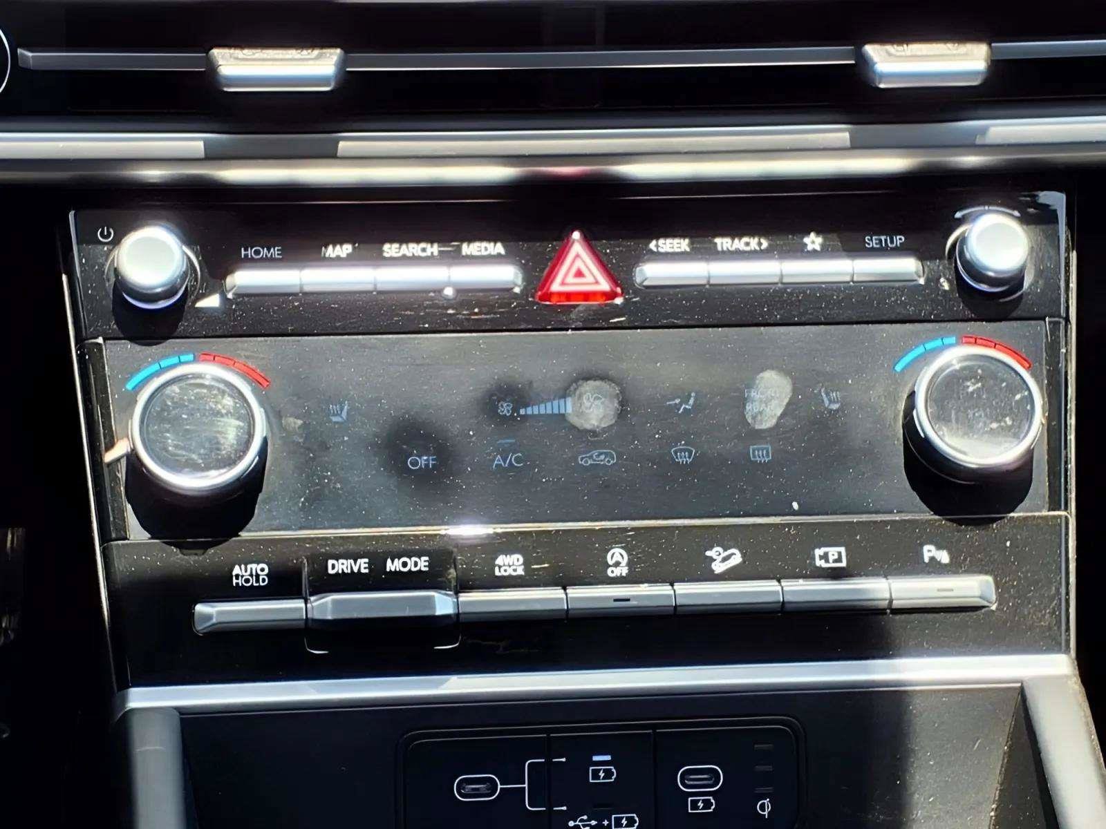 Certified 2024 Hyundai Santa Fe XRT AWD/4WD image 13