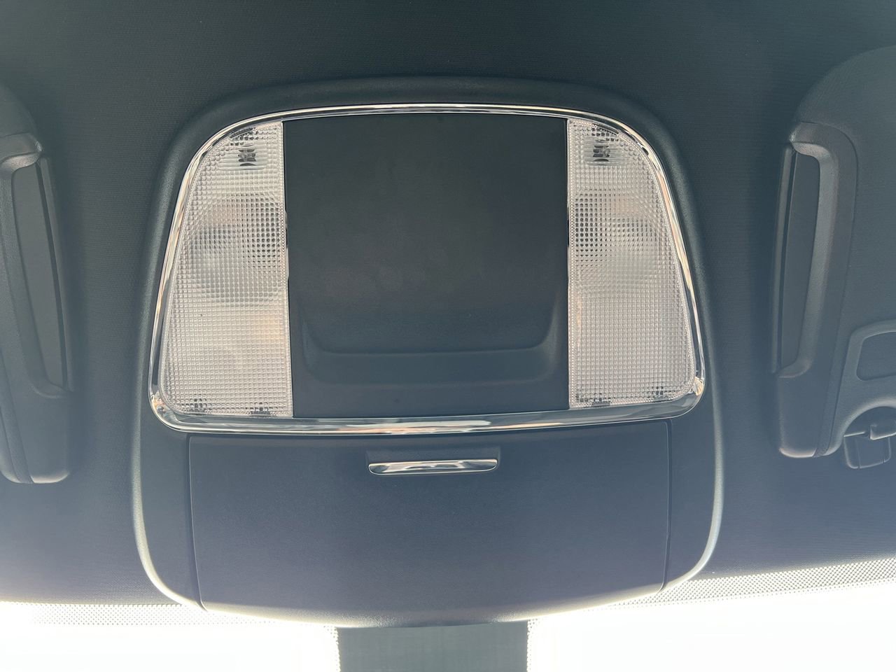 Used 2023 Dodge Charger SXT image 14