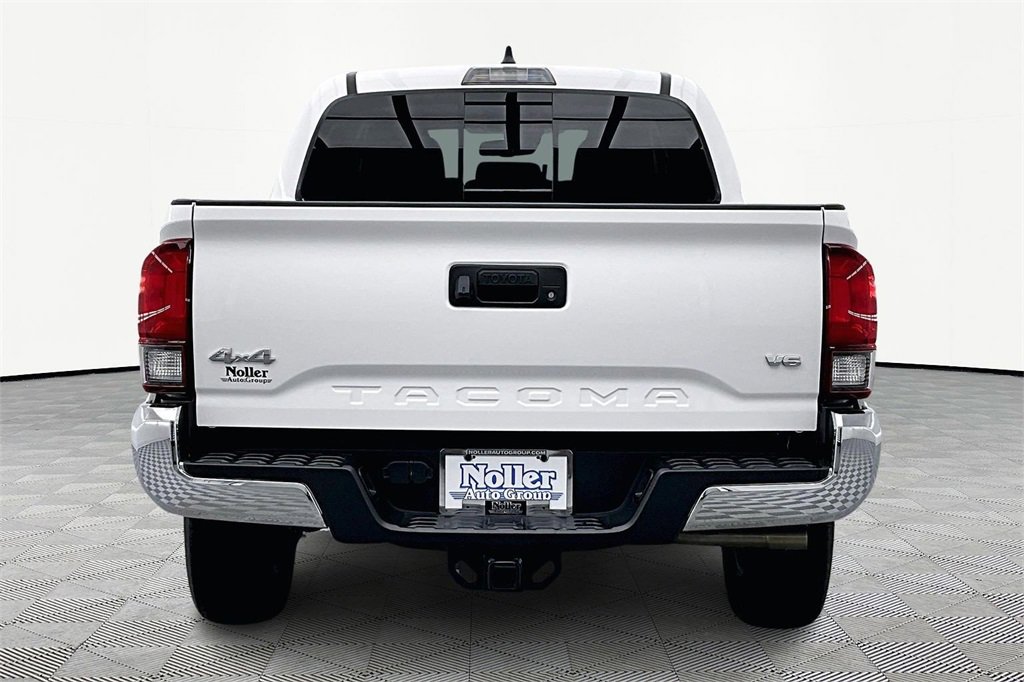 Used 2023 Toyota Tacoma SR5 image 4