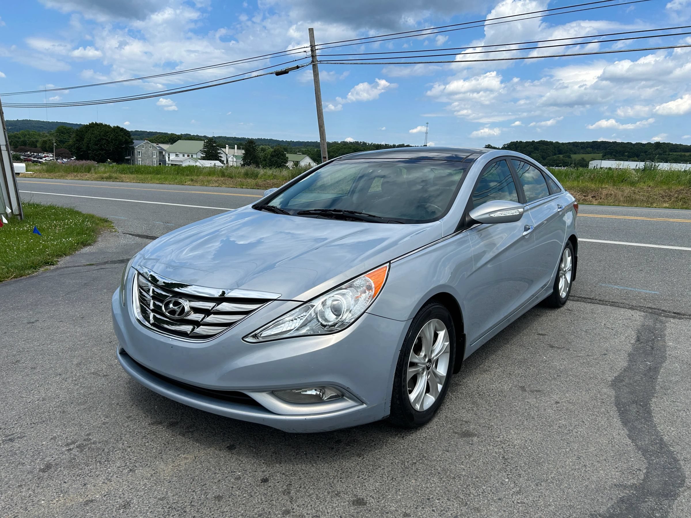 Used 2013 Hyundai Sonata Limited w/ Premium Pkg FWD image 6