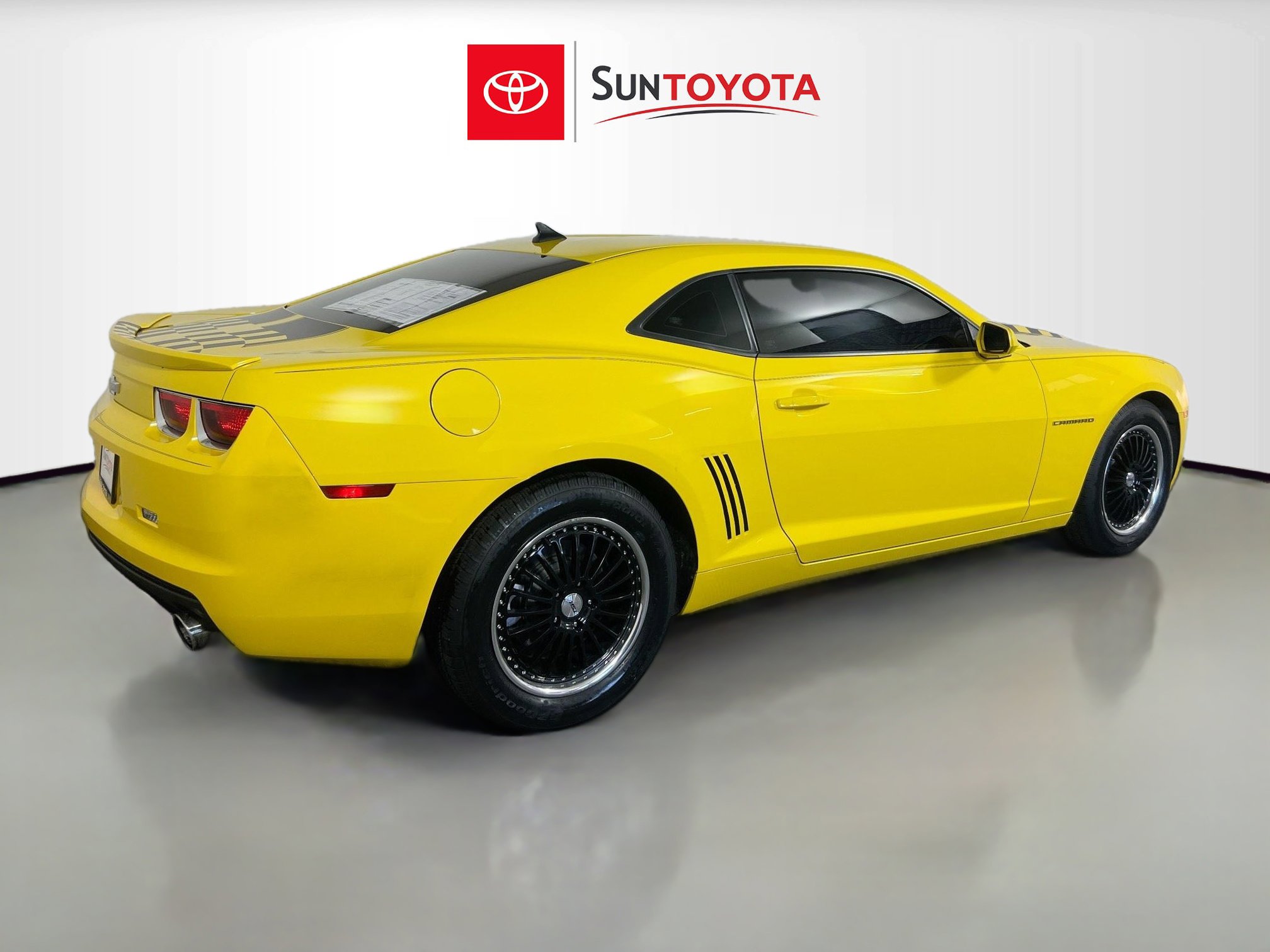 Used 2012 Chevrolet Camaro LS image 4
