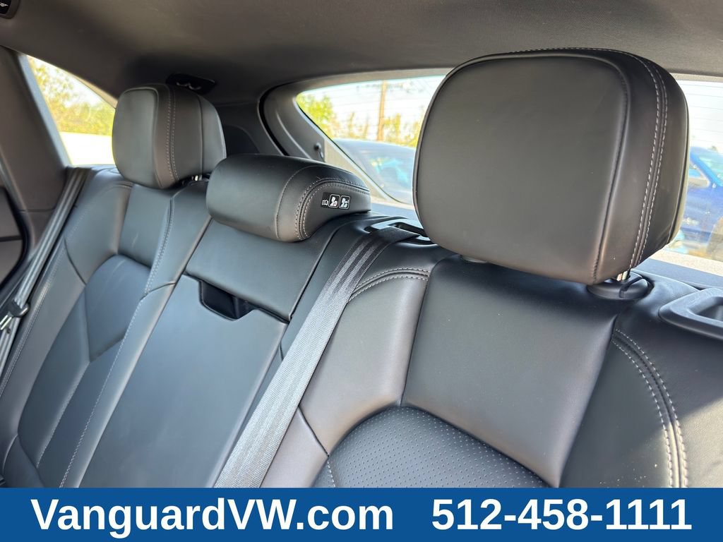 Used 2023 Porsche Macan AWD/4WD image 29