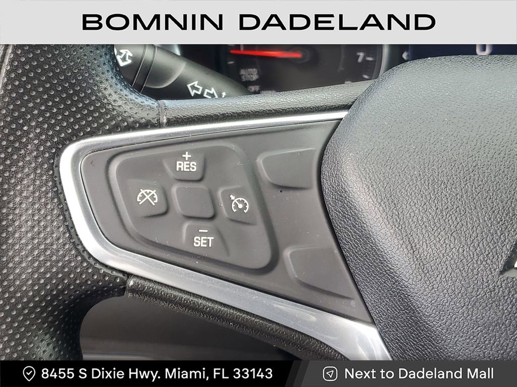 Used 2019 Chevrolet Equinox LT image 18