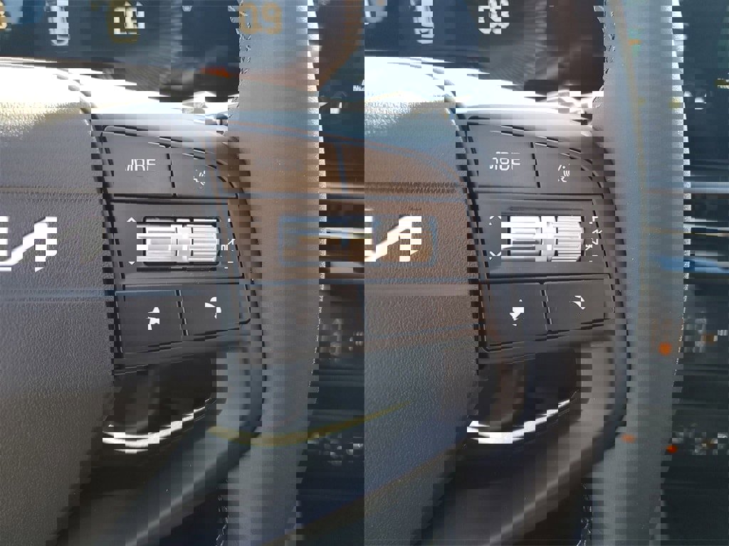 New 2026 Kia Sportage EX image 12