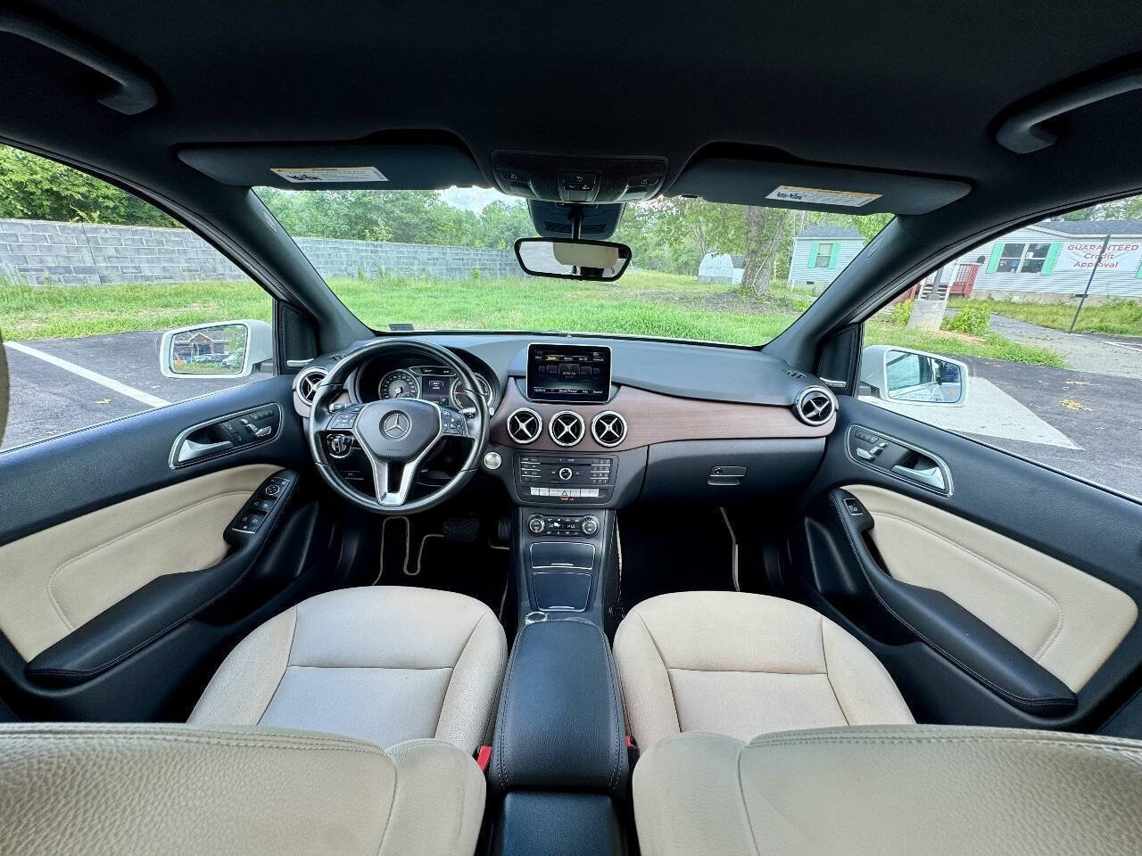 Used 2015 Mercedes-Benz B 250e image 21