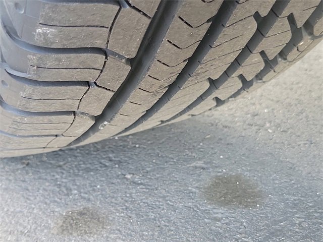 Used 2022 Mitsubishi Outlander SEL image 32