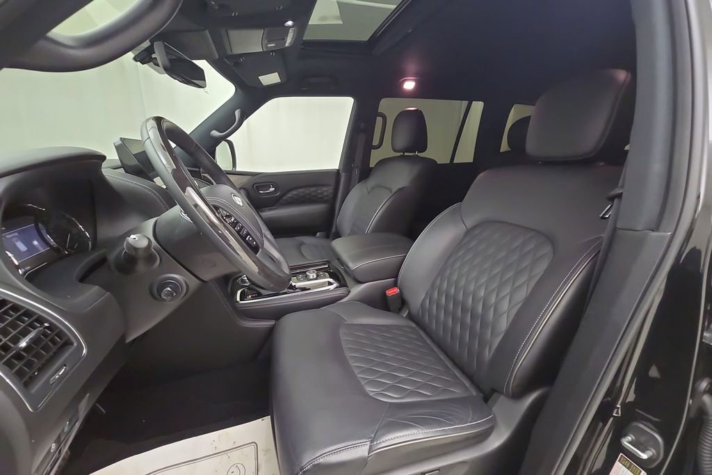Used 2024 INFINITI QX80 Sensory image 12