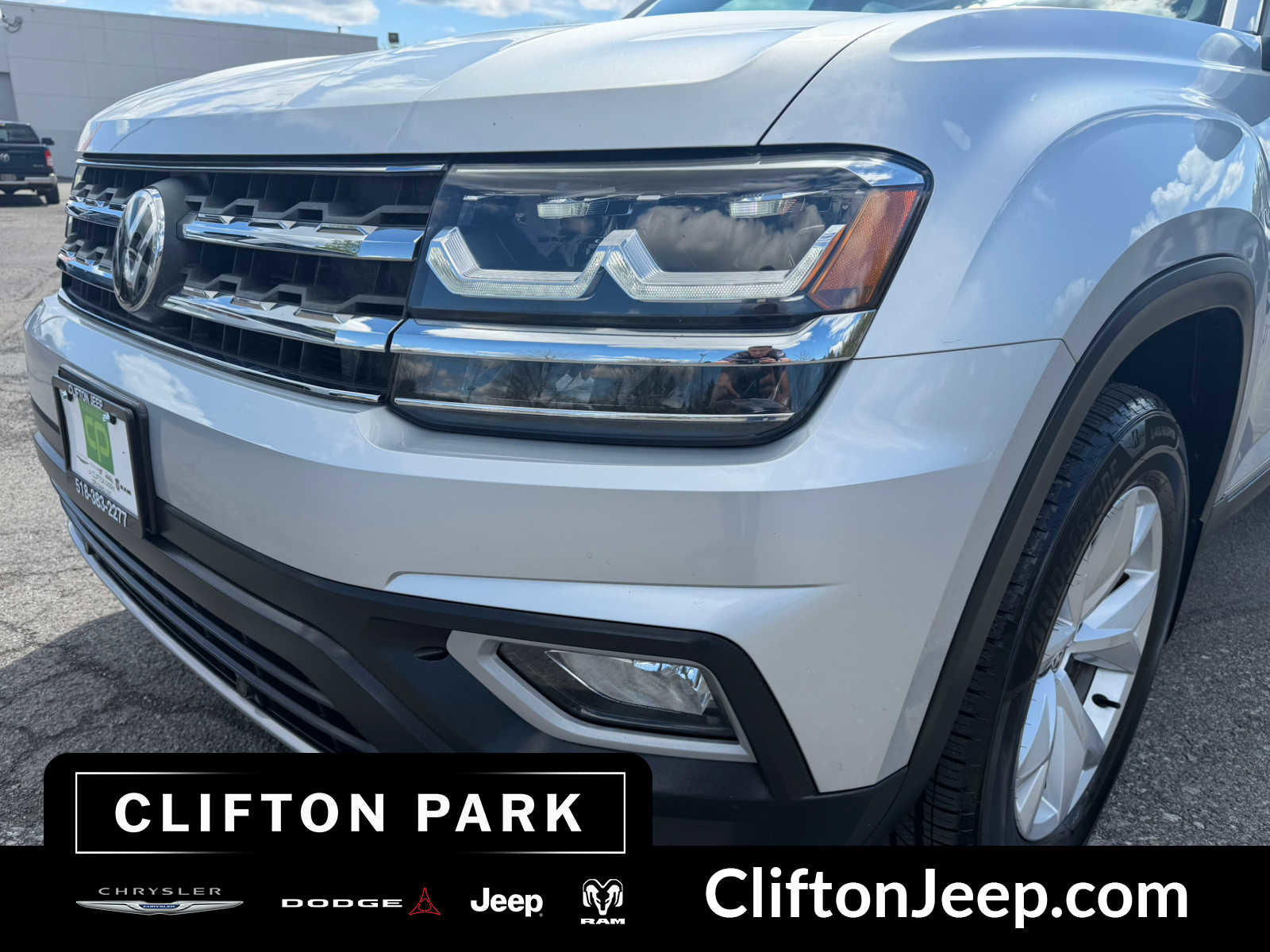 Used 2018 Volkswagen Atlas SEL AWD/4WD image 8