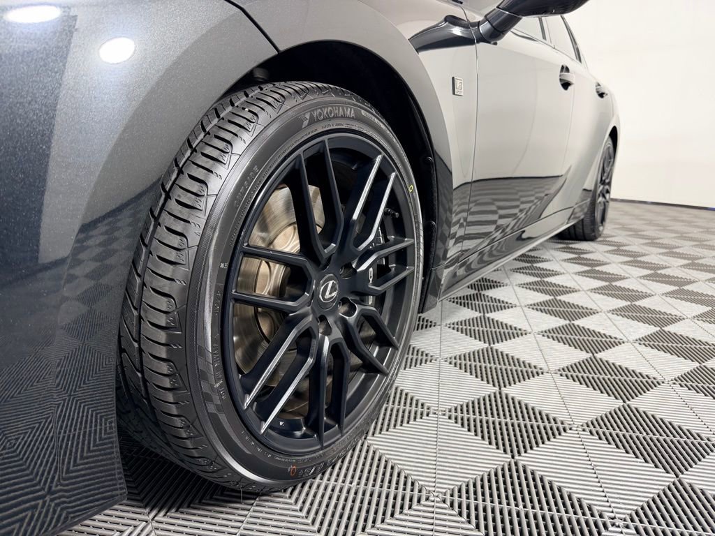 Used 2024 Lexus IS 500 image 12