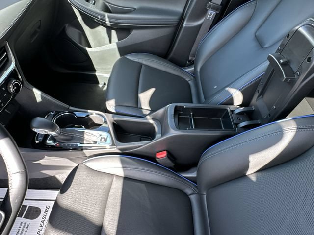 Used 2025 Buick Encore GX Sport Touring FWD image 28