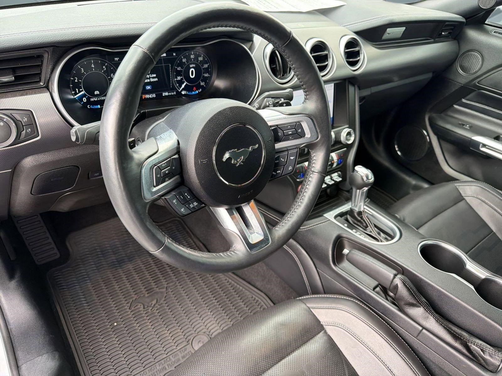 Used 2021 Ford Mustang GT Premium w/ Equipment Group 401A image 4