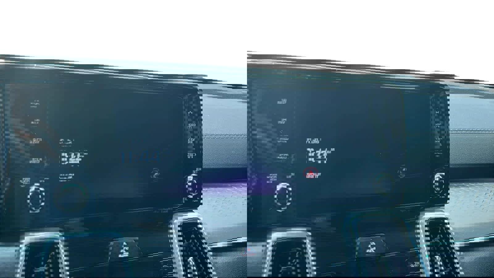 Used 2023 Kia Sorento SX image 15