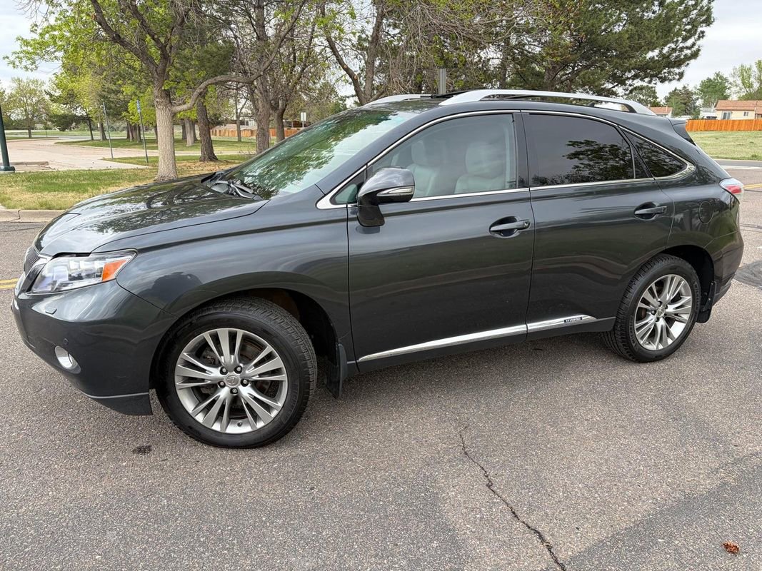 Used 2010 Lexus RX 450h AWD image 3