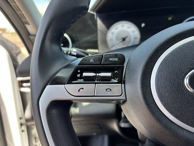 Used 2023 Hyundai Elantra Limited FWD image 28