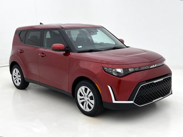 Used 2023 Kia Soul LX FWD video 2