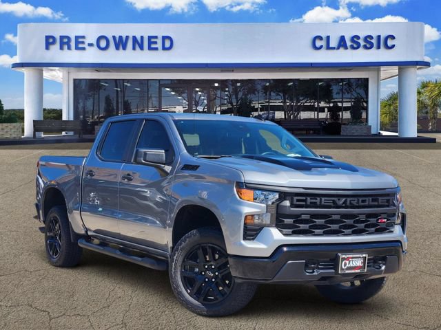 Used 2026 Chevrolet Silverado 1500 Custom Trail Boss w/ Turbomax Blackout Package AWD/4WD image 1