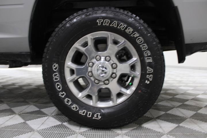 Used 2024 RAM 2500 Laramie w/ Safety Group image 32