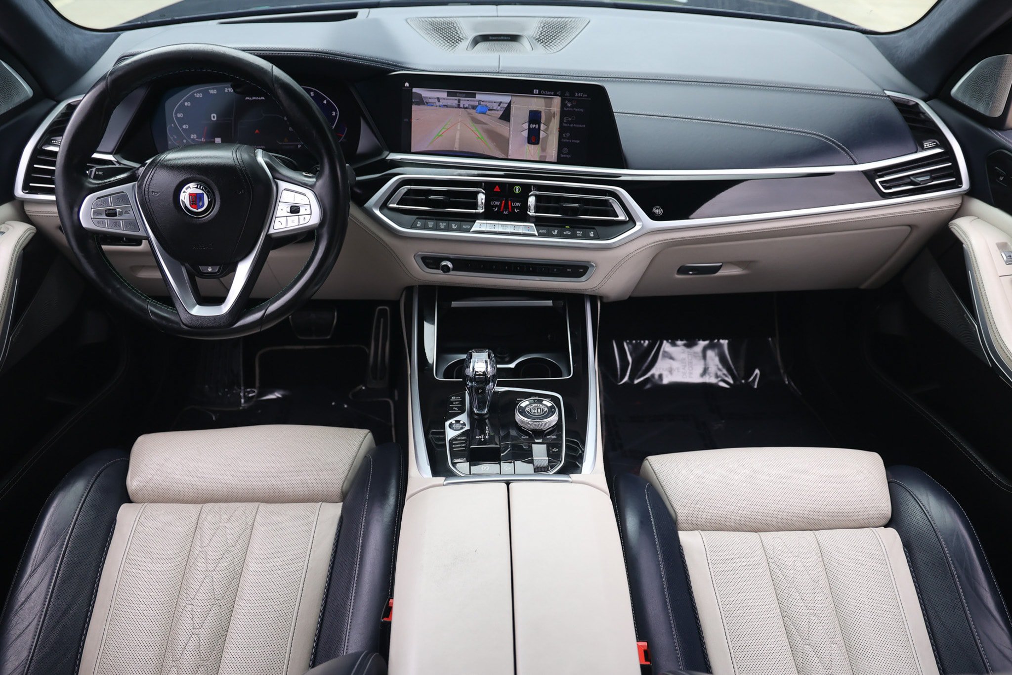 Used 2021 BMW ALPINA XB7 AWD/4WD image 2