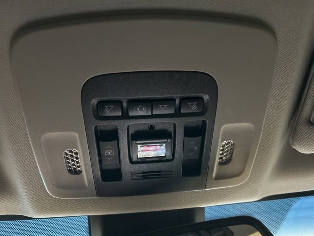 Used 2019 Toyota Camry XSE image 14