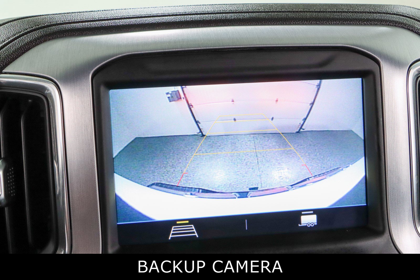Used 2021 GMC Sierra 2500 SLE w/ SLE Value Package; AWD/4WD image 19
