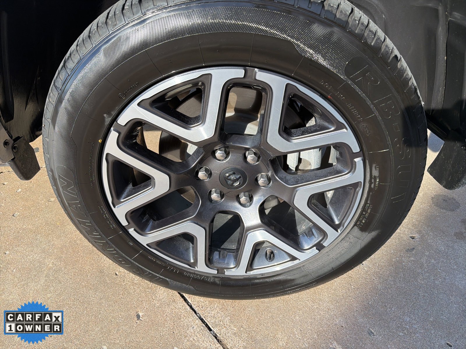 Used 2025 RAM 1500 Laramie image 7