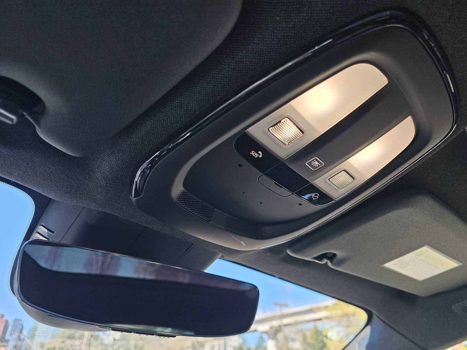 Certified 2023 Volvo C40 P8 Recharge Ultimate w/ Protection Package Premier image 28