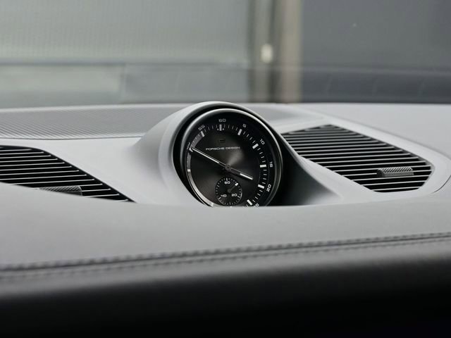 New 2026 Porsche Cayenne GTS image 12