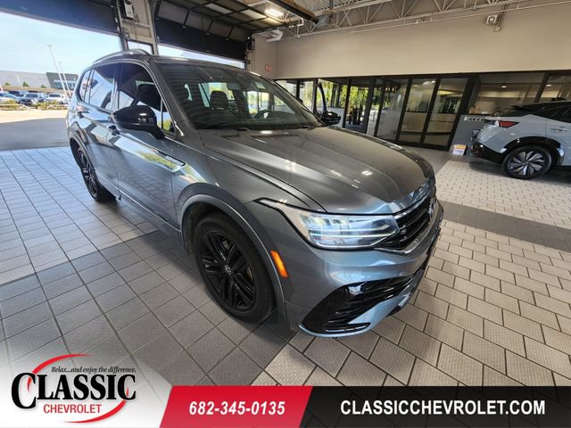 Used 2022 Volkswagen Tiguan SE R-Line