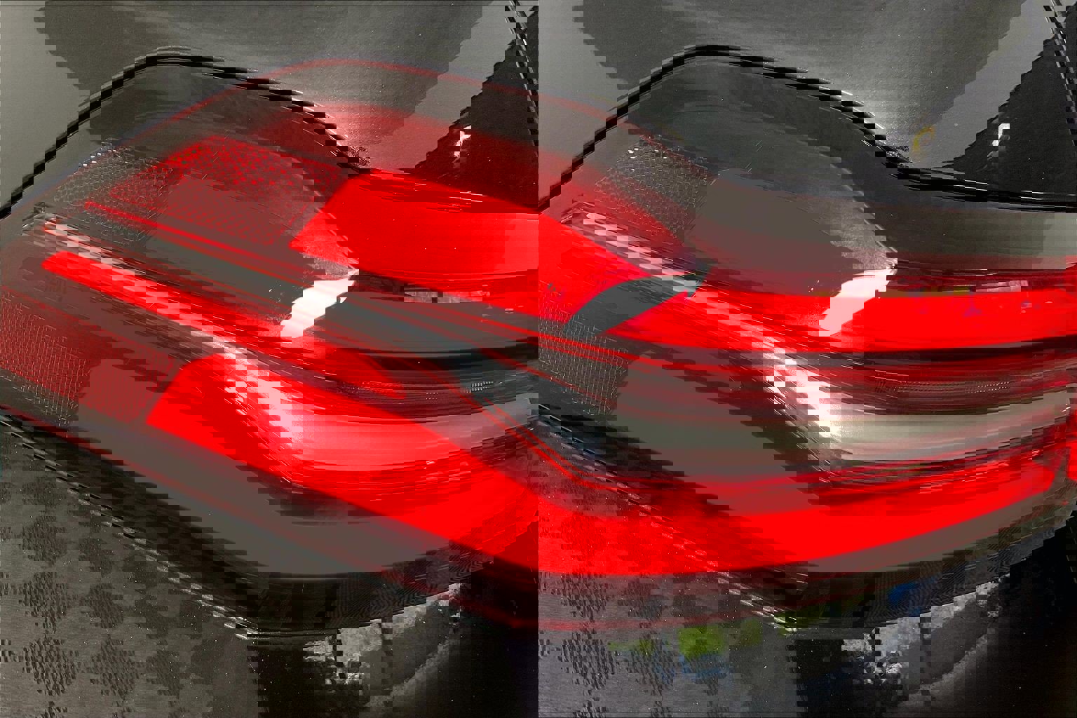 Certified 2025 BMW 550e xDrive w/ Premium Package AWD/4WD image 32