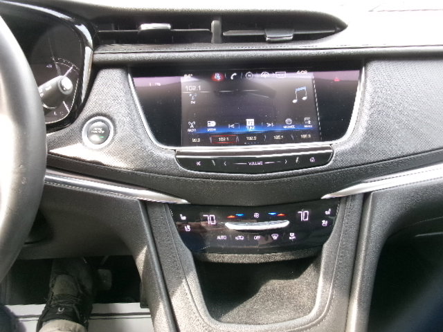 Used 2018 Cadillac XT5 Premium Luxury AWD/4WD image 27