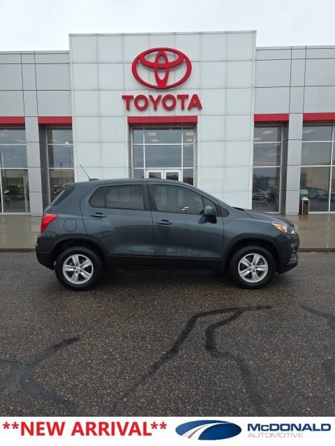 Used 2021 Chevrolet Trax LS w/ Tint and Cruise Package AWD/4WD image 6