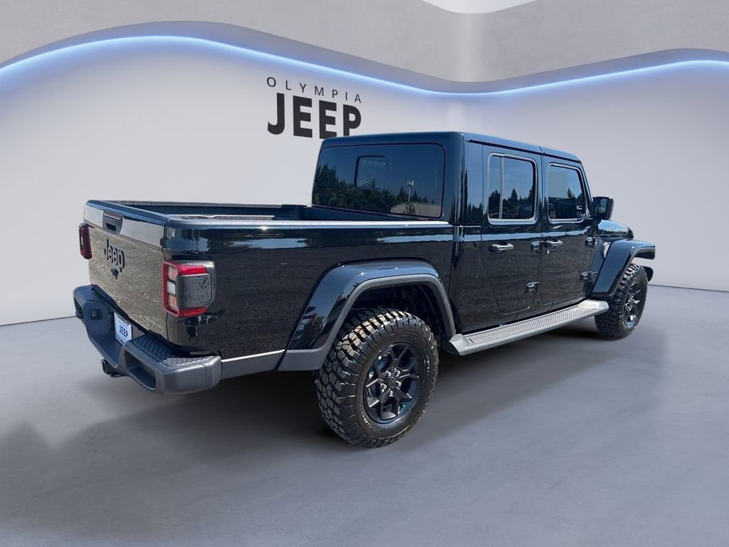 New 2025 Jeep Gladiator Sport image 5