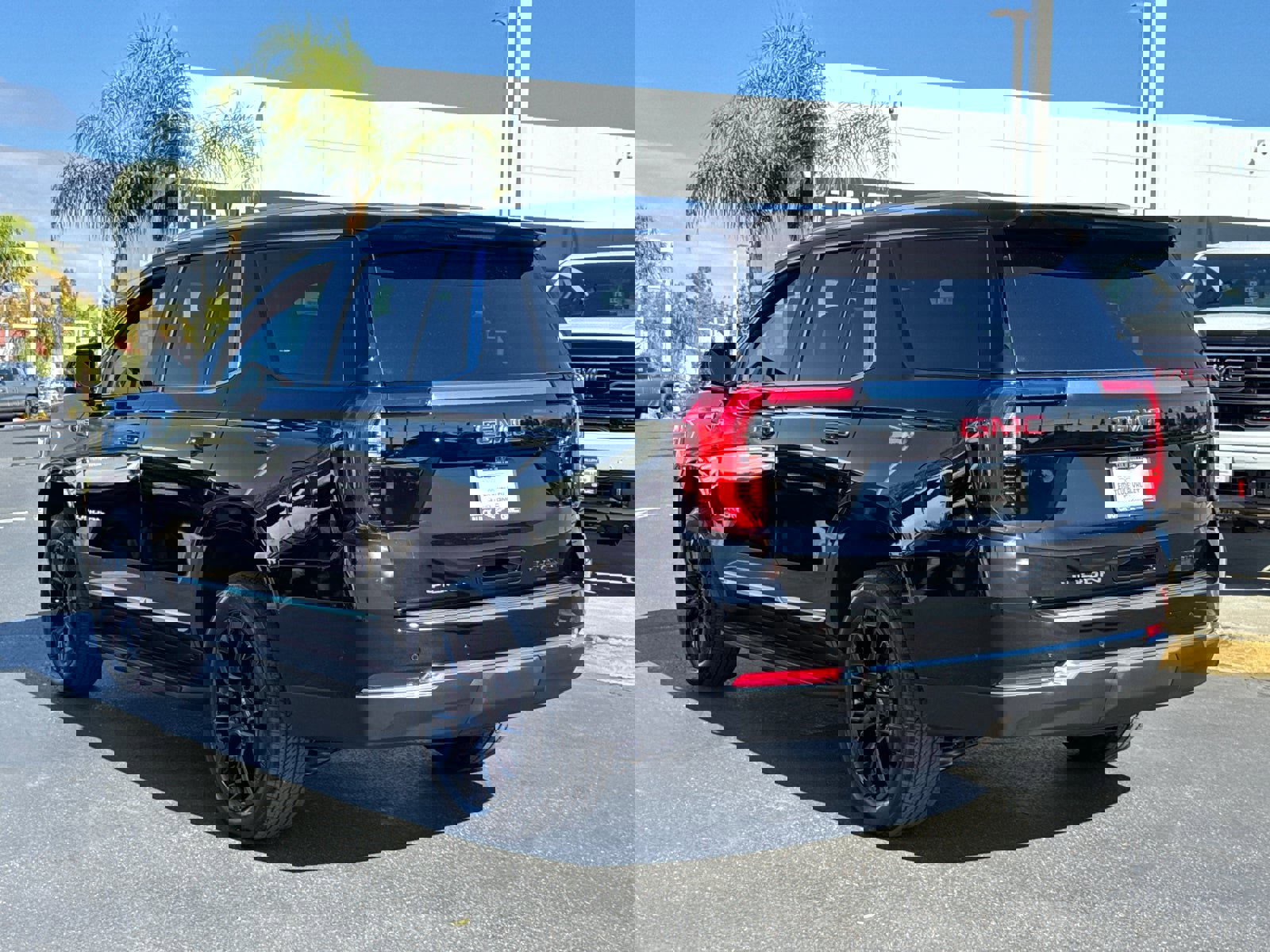 Used 2026 GMC Yukon Elevation image 13