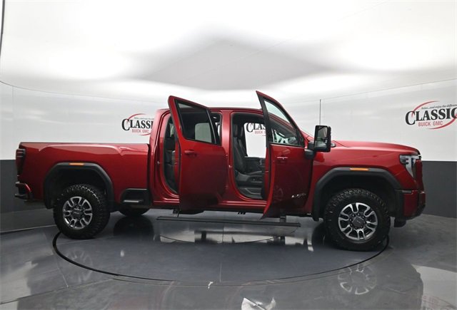 Used 2024 GMC Sierra 2500 AT4 w/ AT4 Premium Plus Package image 32