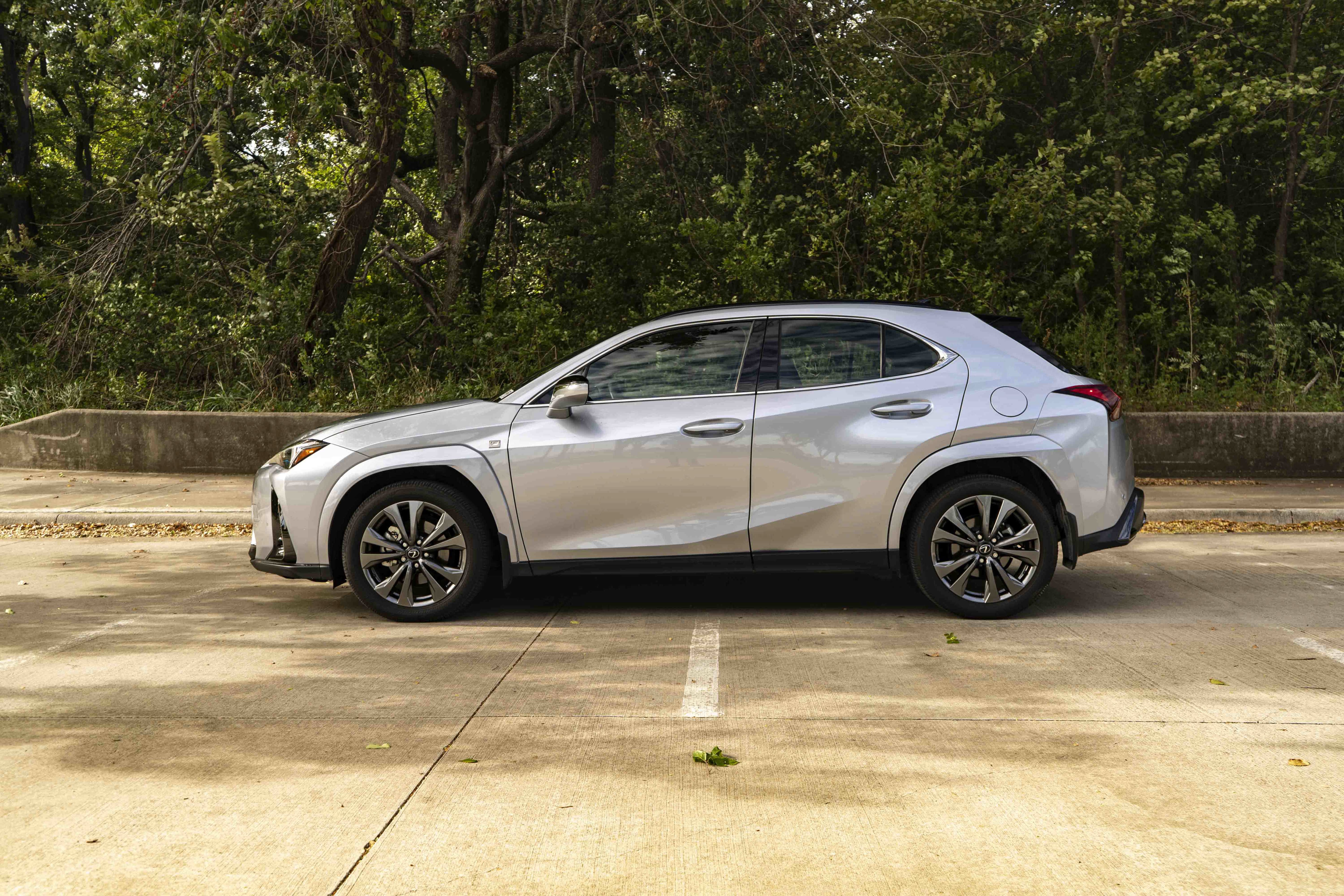 Used 2025 Lexus UX 300h AWD w/ Accessory Package (Z1) image 6