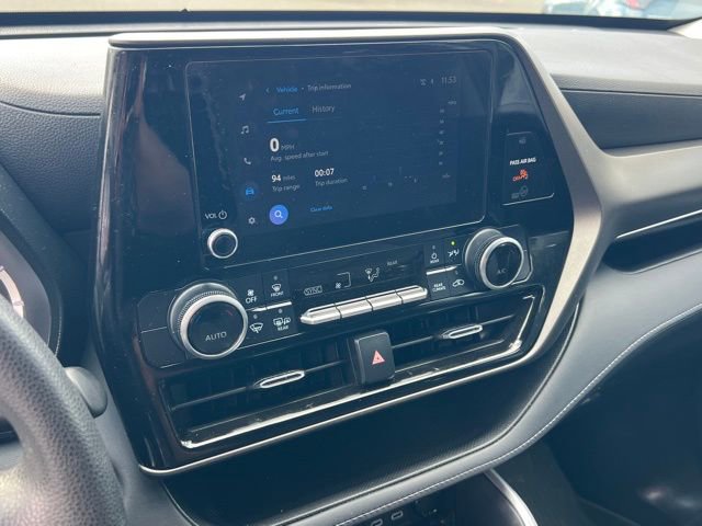 Used 2023 Toyota Highlander L image 19