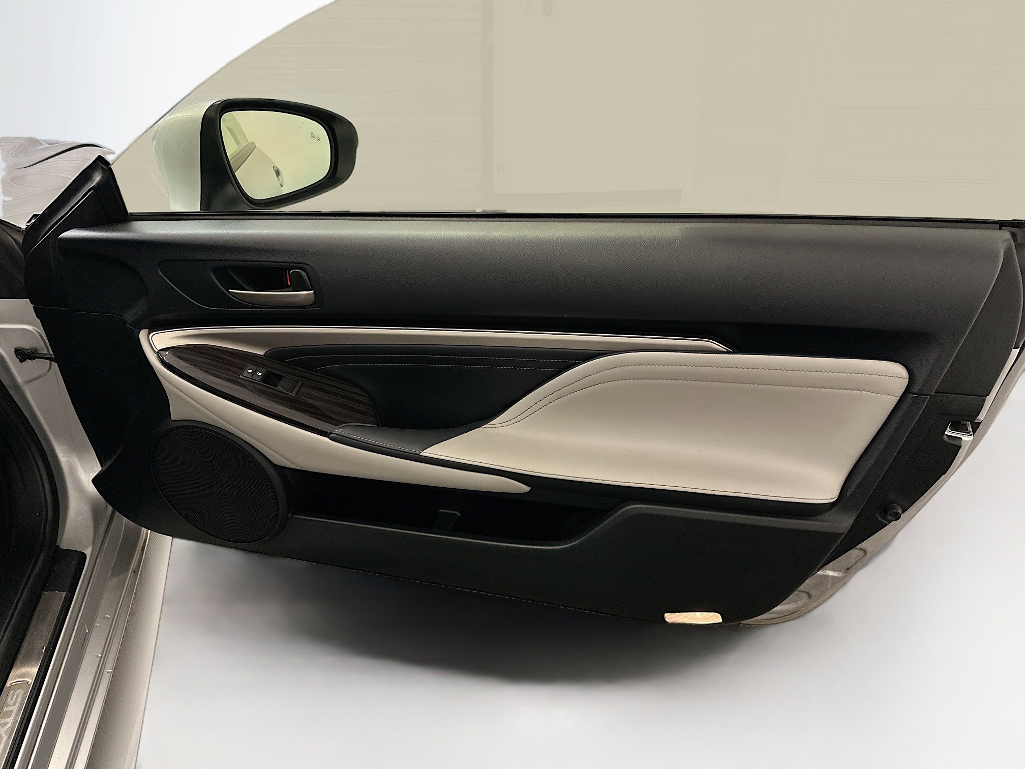 Used 2015 Lexus RC 350 AWD w/ Premium Package image 30